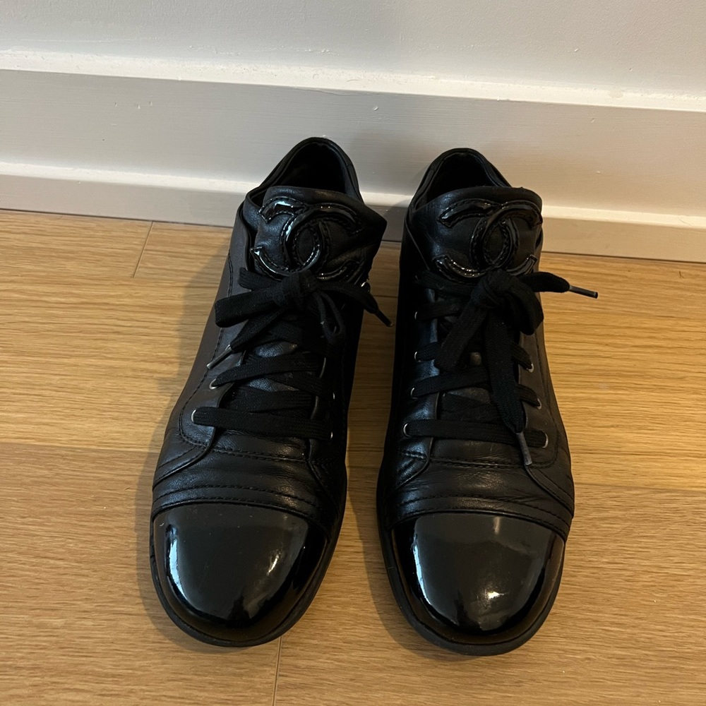 *AUTHENTIC CHANEL LEATHER SNEAKERS
